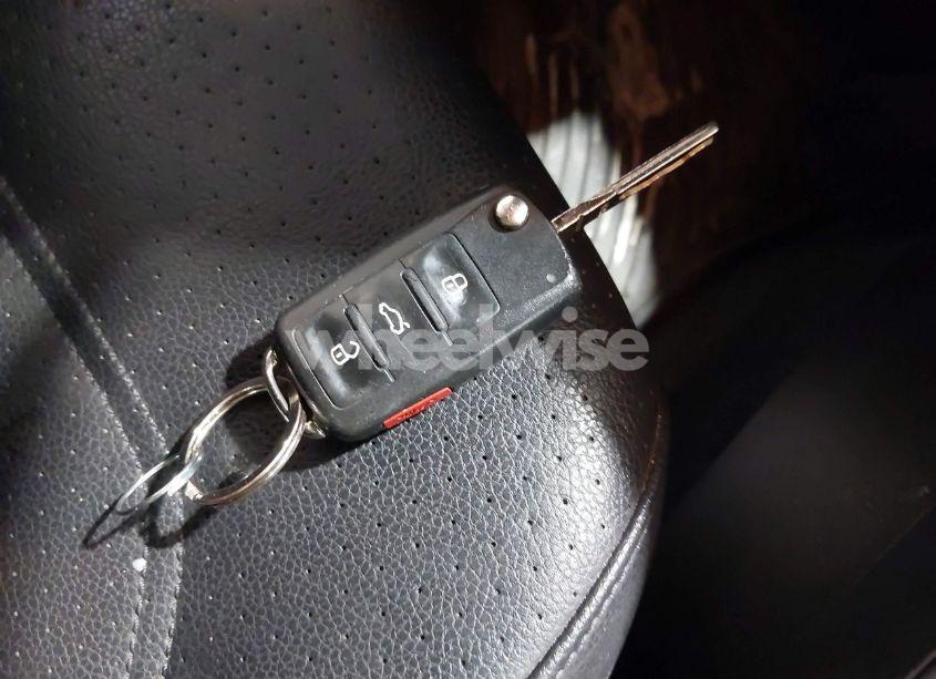 Photo 11 of 2015 Volkswagen Passat 1.8T LIMITED EDITION (VIN 1VWAT7A30FC080255)