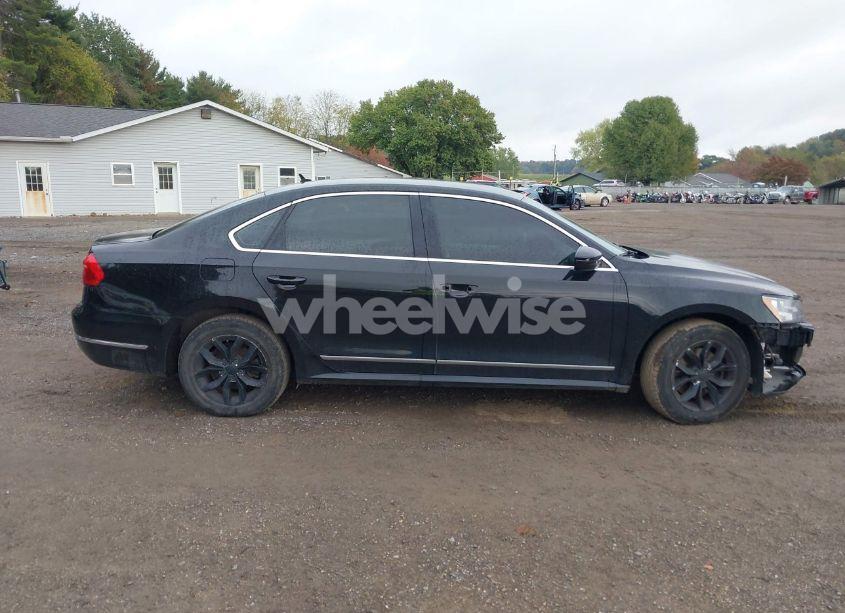 Photo 13 of 2016 Volkswagen Passat 1.8T S (VIN 1VWAT7A30GC035494)