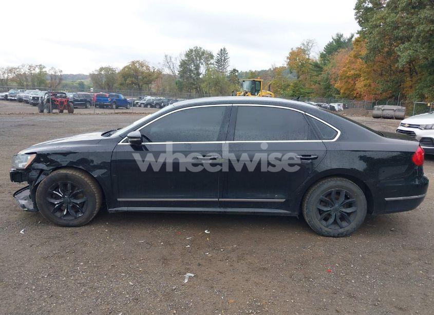 Photo 14 of 2016 Volkswagen Passat 1.8T S (VIN 1VWAT7A30GC035494)