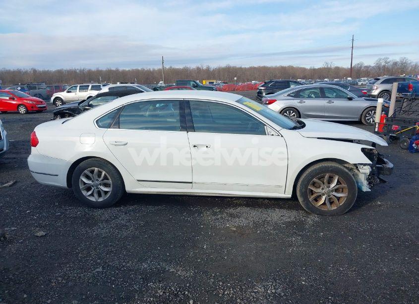 Photo 14 of 2016 Volkswagen Passat 1.8T S (VIN 1VWAT7A30GC036225)