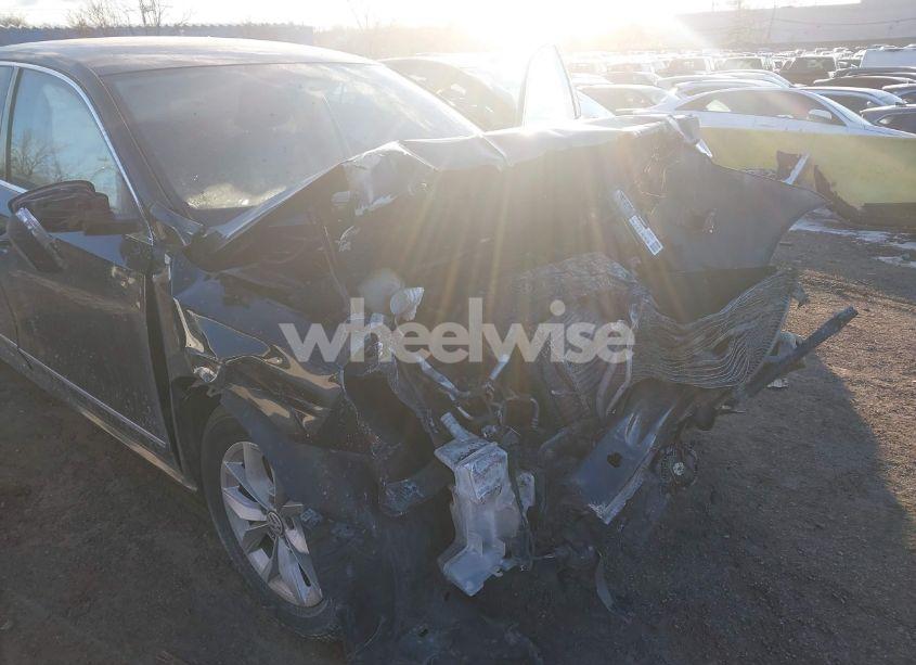 Photo 6 of 2016 Volkswagen Passat 1.8T S (VIN 1VWAT7A30GC048035)