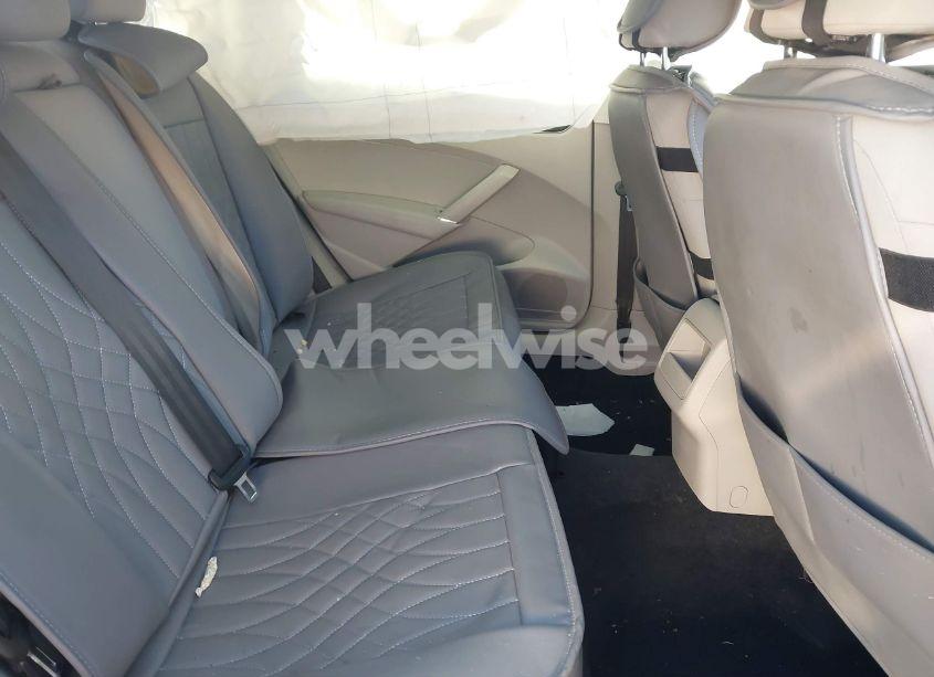 Photo 8 of 2016 Volkswagen Passat 1.8T S (VIN 1VWAT7A30GC048035)