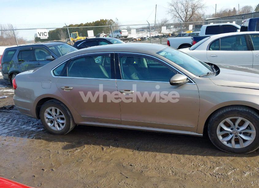 Photo 13 of 2016 Volkswagen Passat 1.8T S (VIN 1VWAT7A30GC049489)