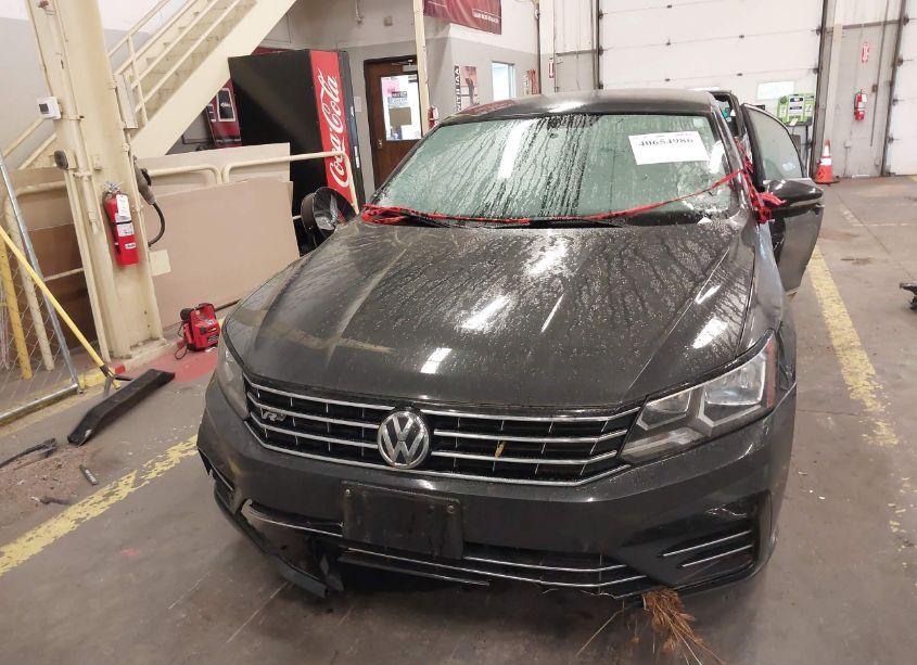 Photo 12 of 2016 Volkswagen Passat 1.8T R-LINE W/COMFORT PKG (VIN 1VWAT7A30GC050691)