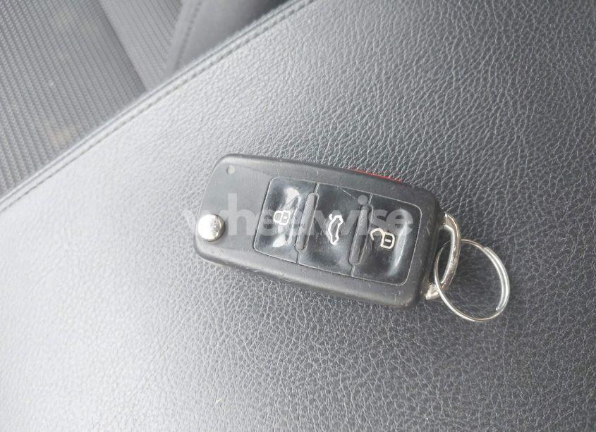 Photo 11 of 2016 Volkswagen Passat 1.8T S (VIN 1VWAT7A30GC059925)