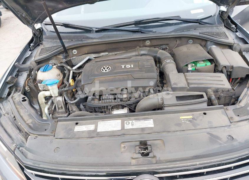 Photo 10 of 2017 Volkswagen Passat 1.8T S (VIN 1VWAT7A30HC016476)