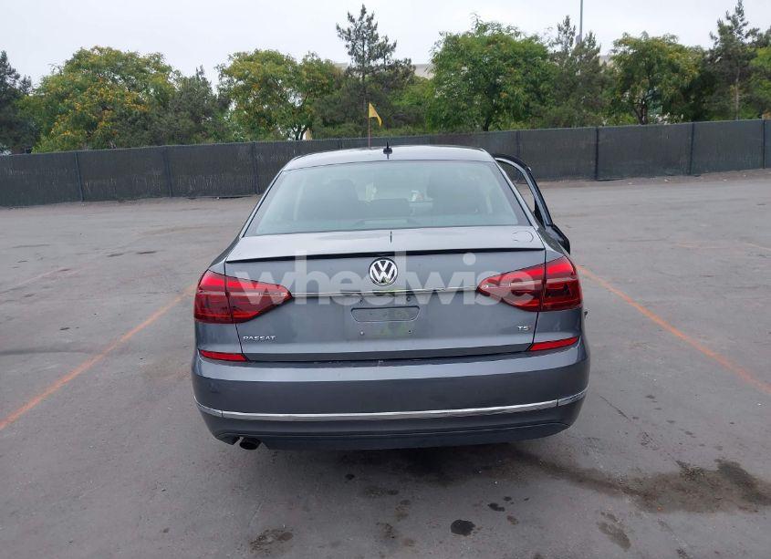 Photo 16 of 2017 Volkswagen Passat 1.8T S (VIN 1VWAT7A30HC016476)