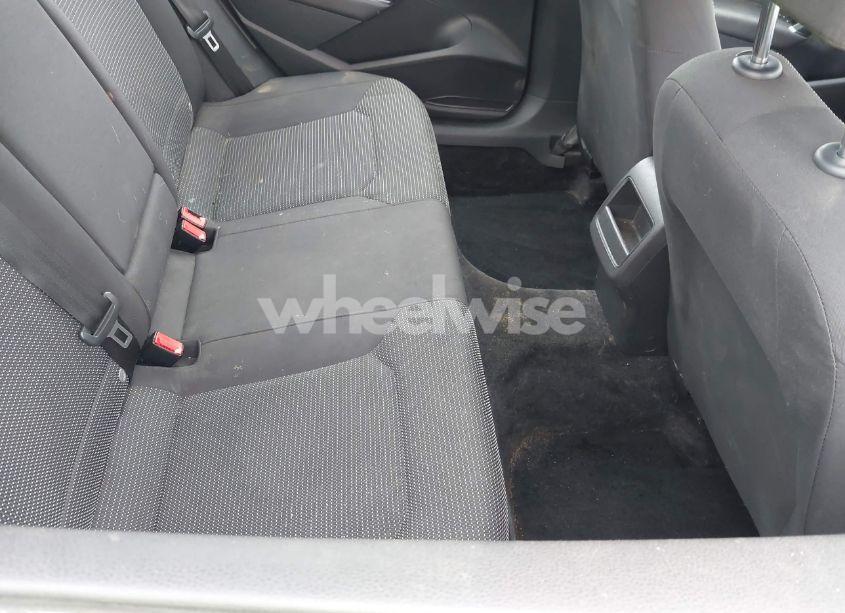 Photo 8 of 2017 Volkswagen Passat 1.8T S (VIN 1VWAT7A30HC016476)