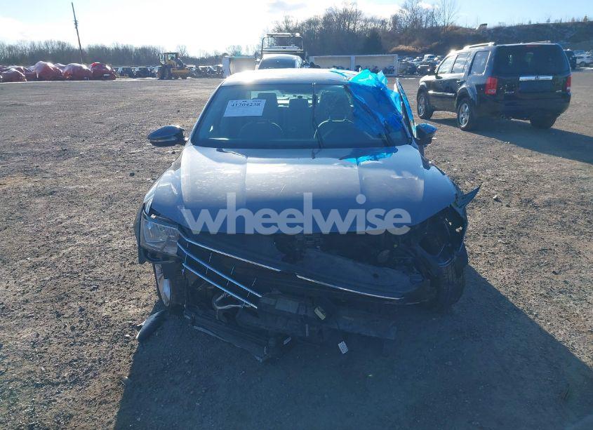 Photo 12 of 2017 Volkswagen Passat 1.8T S (VIN 1VWAT7A30HC020950)