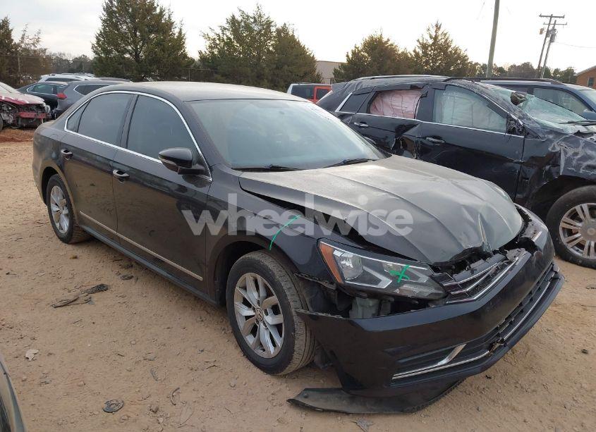 2017 Volkswagen Passat 1.8T S (VIN 1VWAT7A30HC063345) main photo