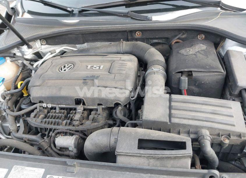 Photo 10 of 2014 Volkswagen Passat 1.8T WOLFSBURG EDITION (VIN 1VWAT7A31EC033900)