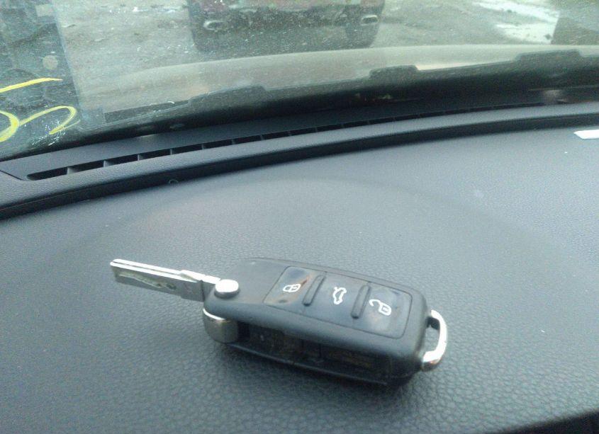 Photo 11 of 2014 Volkswagen Passat 1.8T WOLFSBURG EDITION (VIN 1VWAT7A31EC045948)