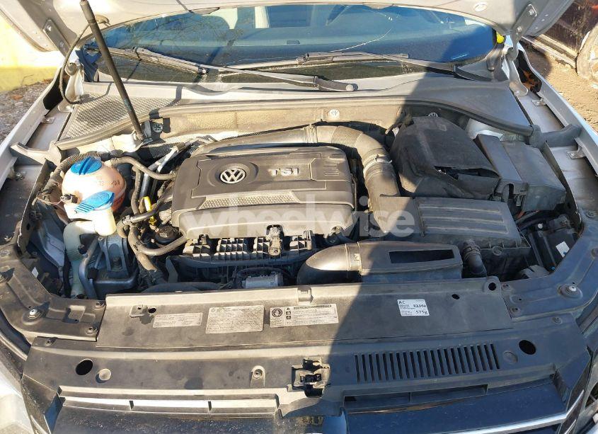 Photo 10 of 2014 Volkswagen Passat 1.8T WOLFSBURG EDITION (VIN 1VWAT7A31EC068484)