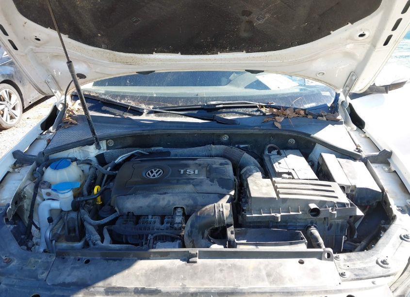 Photo 10 of 2014 Volkswagen Passat 1.8T S (VIN 1VWAT7A31EC114430)