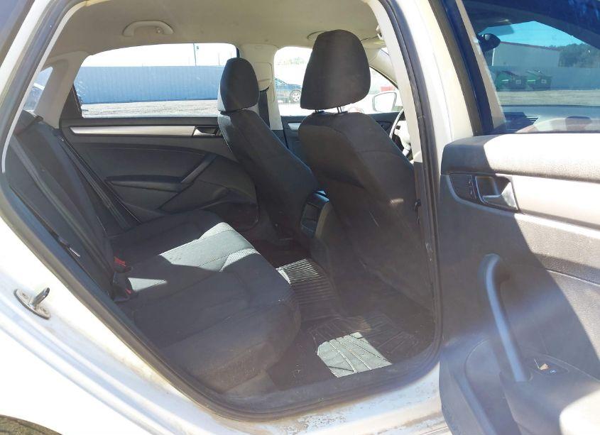 Photo 8 of 2014 Volkswagen Passat 1.8T S (VIN 1VWAT7A31EC114430)