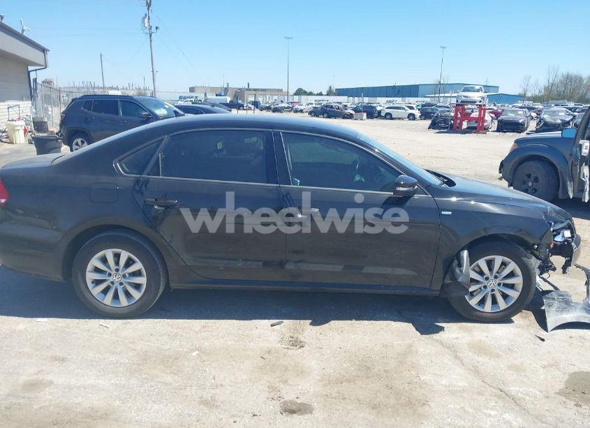 Photo 13 of 2014 Volkswagen Passat 1.8T WOLFSBURG EDITION (VIN 1VWAT7A31EC118381)