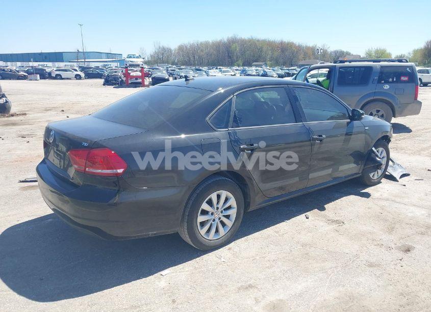 Photo 4 of 2014 Volkswagen Passat 1.8T WOLFSBURG EDITION (VIN 1VWAT7A31EC118381)