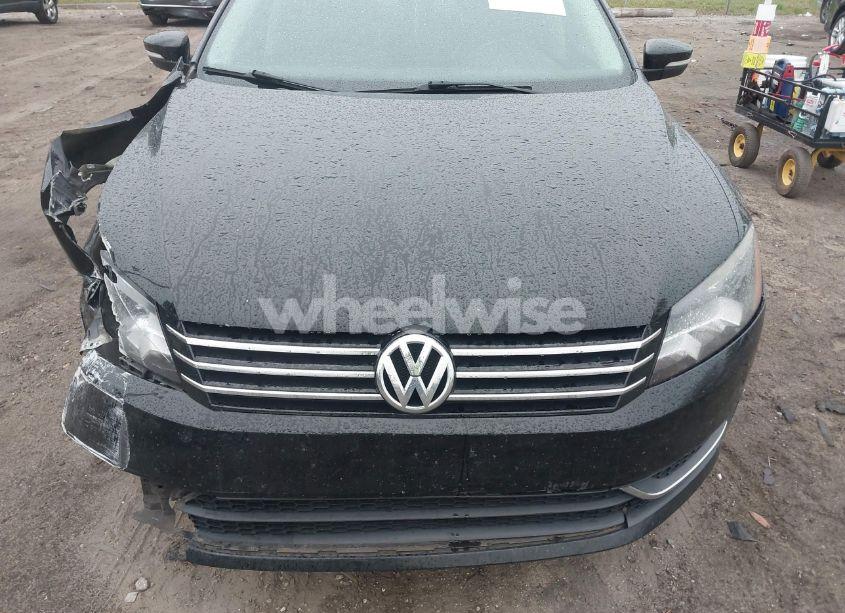 Photo 12 of 2015 Volkswagen Passat 1.8T WOLFSBURG EDITION (VIN 1VWAT7A31FC019965)