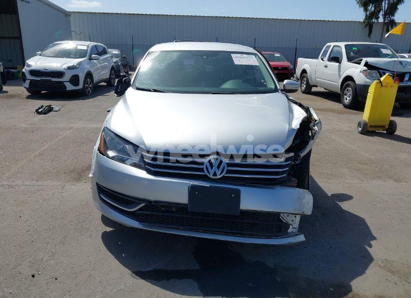 Photo 13 of 2015 Volkswagen Passat 1.8T WOLFSBURG EDITION (VIN 1VWAT7A31FC022428)