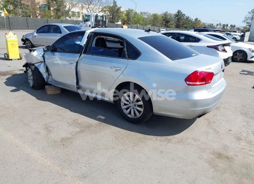 Photo 3 of 2015 Volkswagen Passat 1.8T WOLFSBURG EDITION (VIN 1VWAT7A31FC022428)