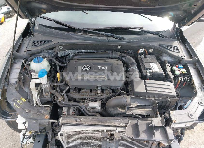 Photo 10 of 2015 Volkswagen Passat 1.8T WOLFSBURG EDITION (VIN 1VWAT7A31FC049502)