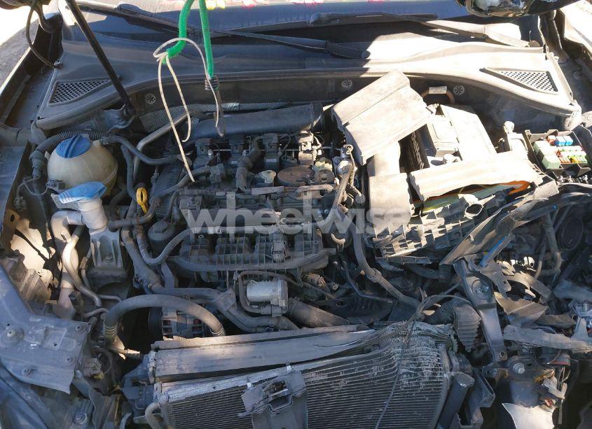 Photo 10 of 2015 Volkswagen Passat 1.8T WOLFSBURG EDITION (VIN 1VWAT7A31FC061830)