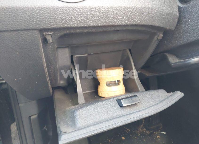 Photo 17 of 2015 Volkswagen Passat 1.8T WOLFSBURG EDITION (VIN 1VWAT7A31FC061830)