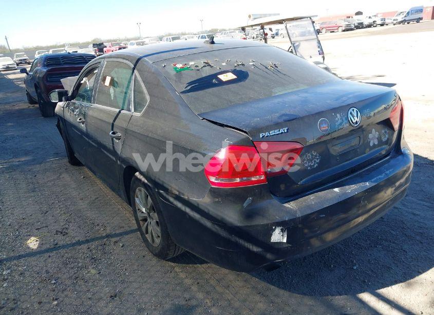 Photo 3 of 2015 Volkswagen Passat 1.8T WOLFSBURG EDITION (VIN 1VWAT7A31FC061830)