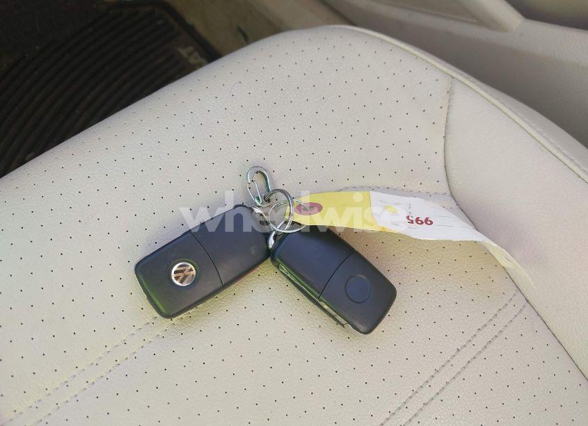 Photo 11 of 2015 Volkswagen Passat 1.8T LIMITED EDITION (VIN 1VWAT7A31FC111304)