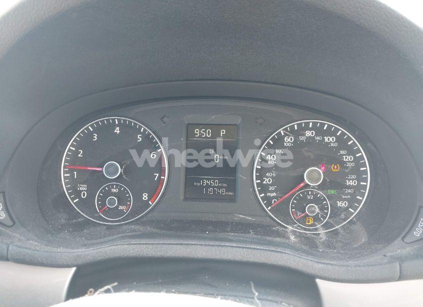 Photo 7 of 2015 Volkswagen Passat 1.8T LIMITED EDITION (VIN 1VWAT7A31FC111304)