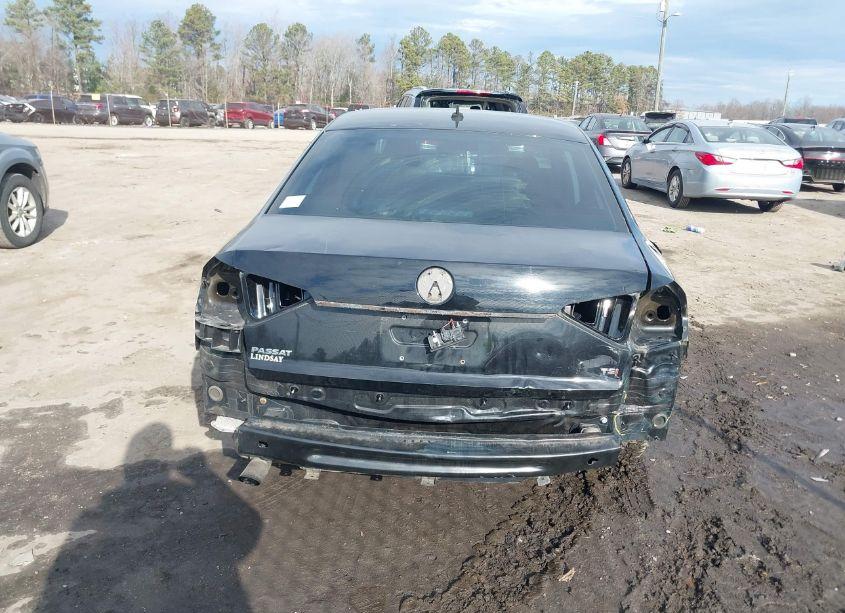 Photo 6 of 2016 Volkswagen Passat 1.8T S (VIN 1VWAT7A31GC039120)