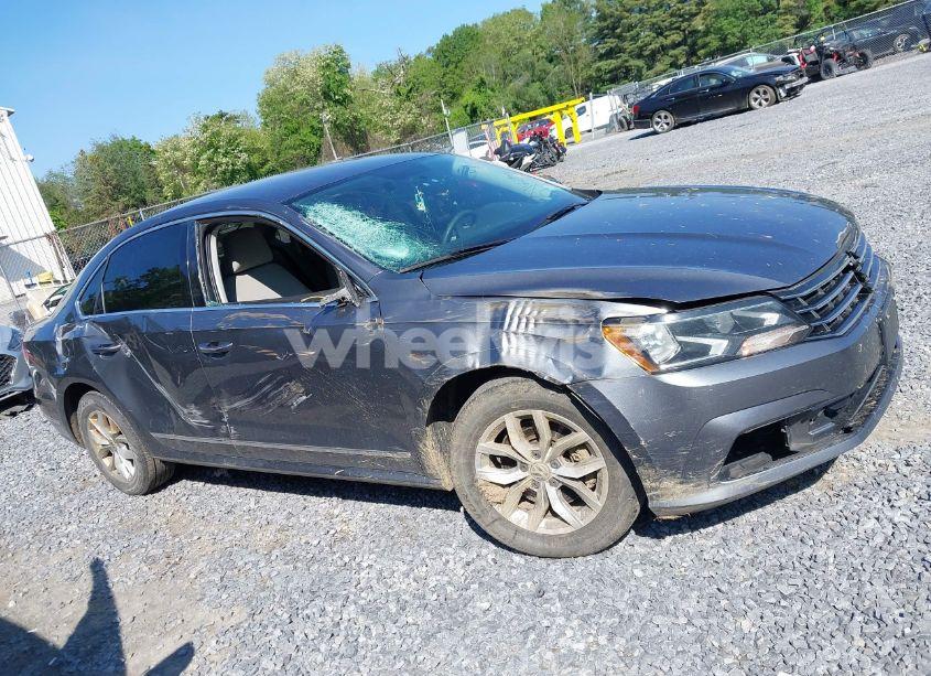 Photo 13 of 2016 Volkswagen Passat 1.8T S (VIN 1VWAT7A31GC043362)