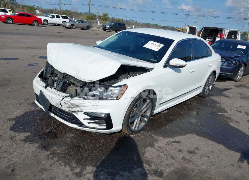 Photo 2 of 2016 Volkswagen Passat 1.8T R-LINE (VIN 1VWAT7A31GC048223)