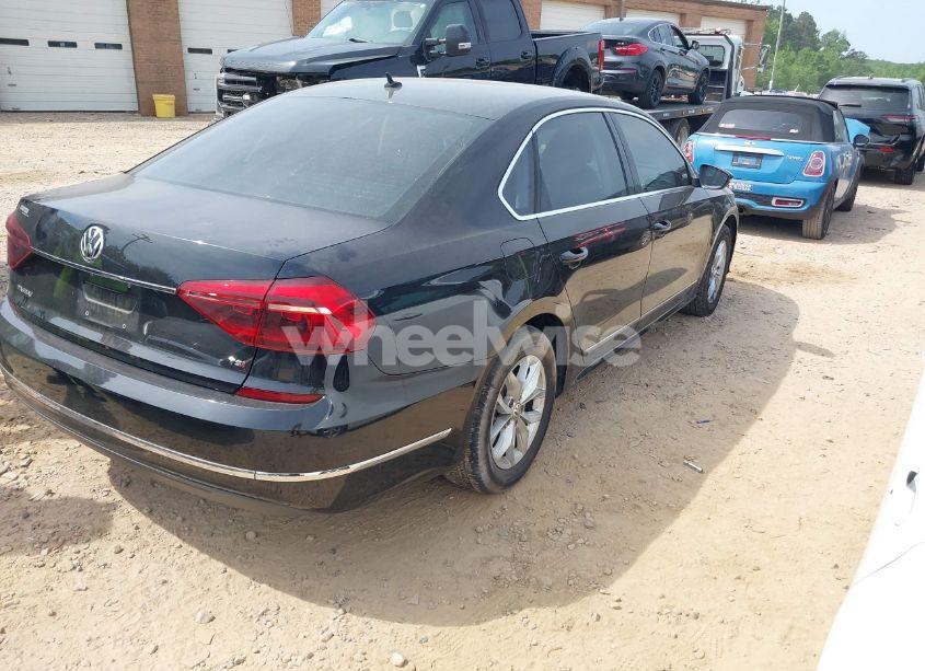 Photo 4 of 2017 Volkswagen Passat 1.8T S (VIN 1VWAT7A31HC046232)