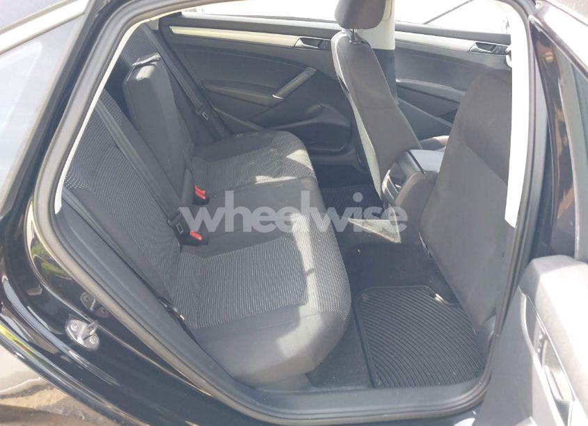 Photo 8 of 2017 Volkswagen Passat 1.8T S (VIN 1VWAT7A31HC046232)