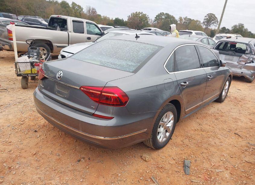 Photo 4 of 2017 Volkswagen Passat 1.8T S (VIN 1VWAT7A31HC081787)