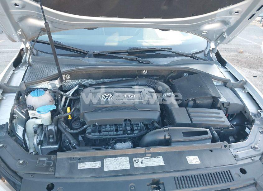 Photo 10 of 2014 Volkswagen Passat 1.8T WOLFSBURG EDITION (VIN 1VWAT7A32EC048373)