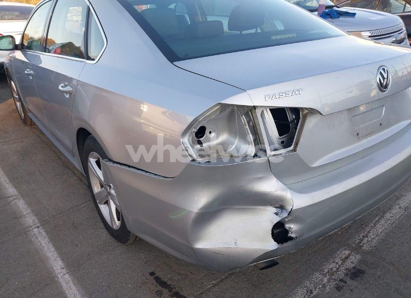 Photo 6 of 2014 Volkswagen Passat 1.8T WOLFSBURG EDITION (VIN 1VWAT7A32EC048373)