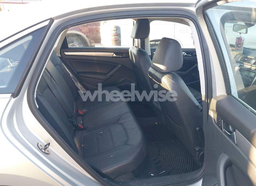 Photo 8 of 2014 Volkswagen Passat 1.8T WOLFSBURG EDITION (VIN 1VWAT7A32EC048373)