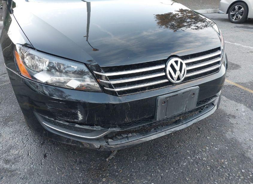 Photo 17 of 2015 Volkswagen Passat 1.8T WOLFSBURG EDITION (VIN 1VWAT7A32FC024656)