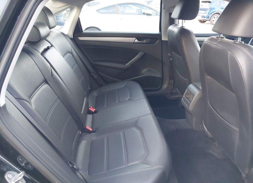 Photo 8 of 2015 Volkswagen Passat 1.8T WOLFSBURG EDITION (VIN 1VWAT7A32FC024656)