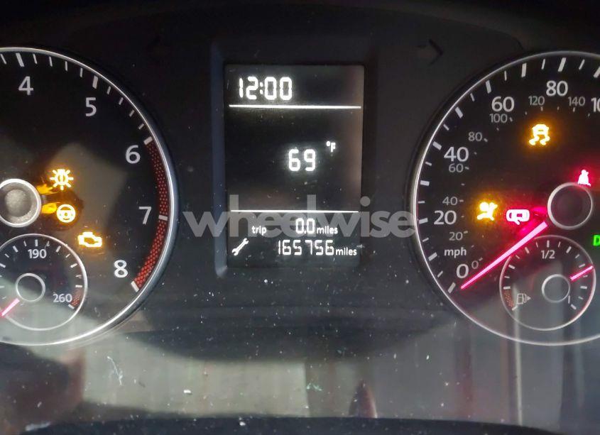 Photo 15 of 2015 Volkswagen Passat 1.8T S (VIN 1VWAT7A32FC097218)