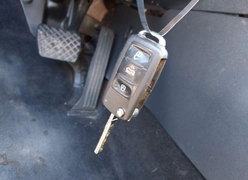 Photo 11 of 2016 Volkswagen Passat 1.8T S (VIN 1VWAT7A32GC019507)