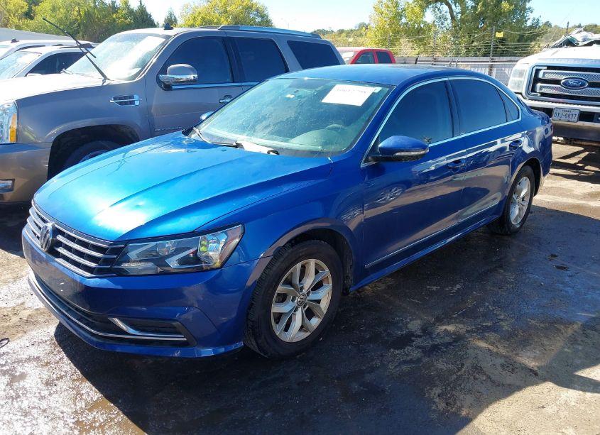 Photo 2 of 2016 Volkswagen Passat 1.8T S (VIN 1VWAT7A32GC019507)