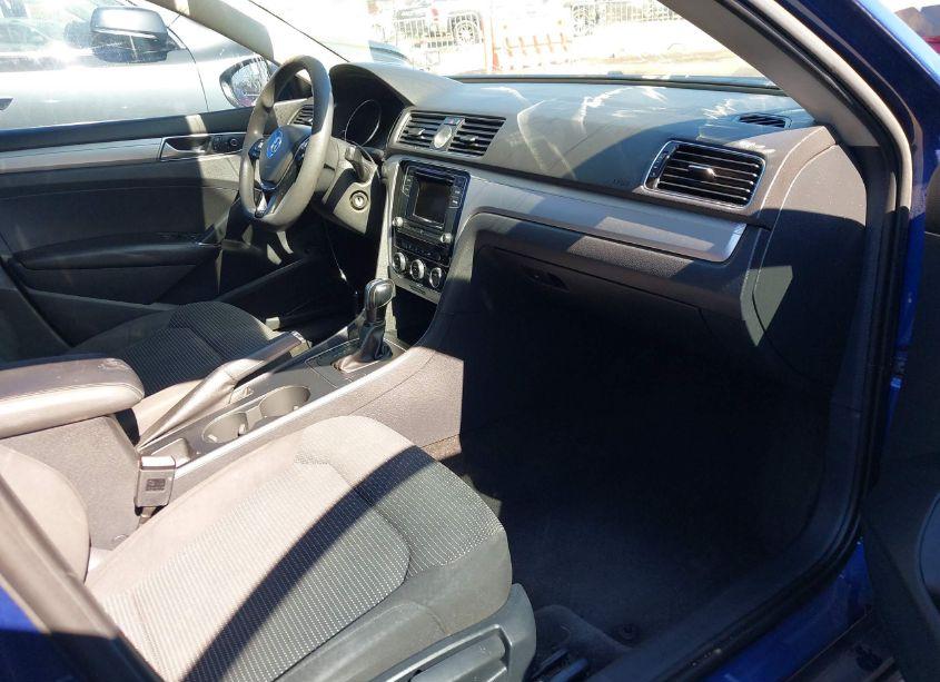 Photo 5 of 2016 Volkswagen Passat 1.8T S (VIN 1VWAT7A32GC019507)