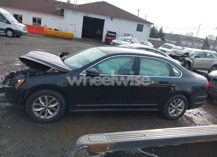 Photo 14 of 2016 Volkswagen Passat 1.8T S (VIN 1VWAT7A32GC025159)