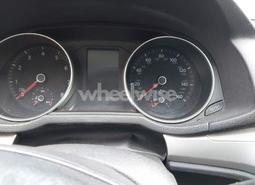 Photo 15 of 2016 Volkswagen Passat 1.8T S (VIN 1VWAT7A32GC025159)