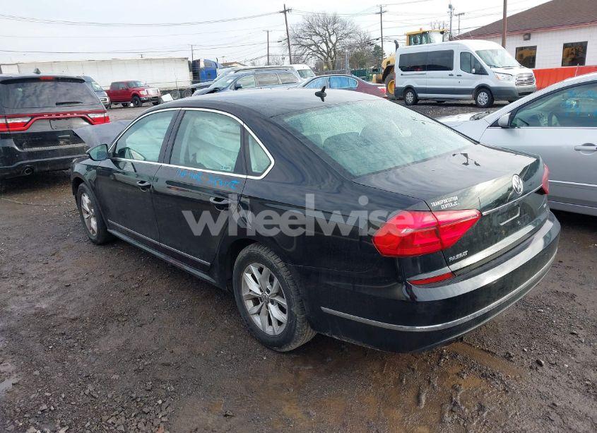 Photo 3 of 2016 Volkswagen Passat 1.8T S (VIN 1VWAT7A32GC025159)