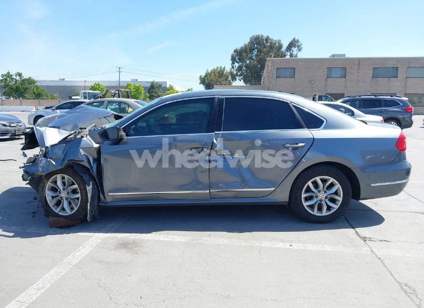 Photo 14 of 2016 Volkswagen Passat 1.8T S (VIN 1VWAT7A32GC032869)