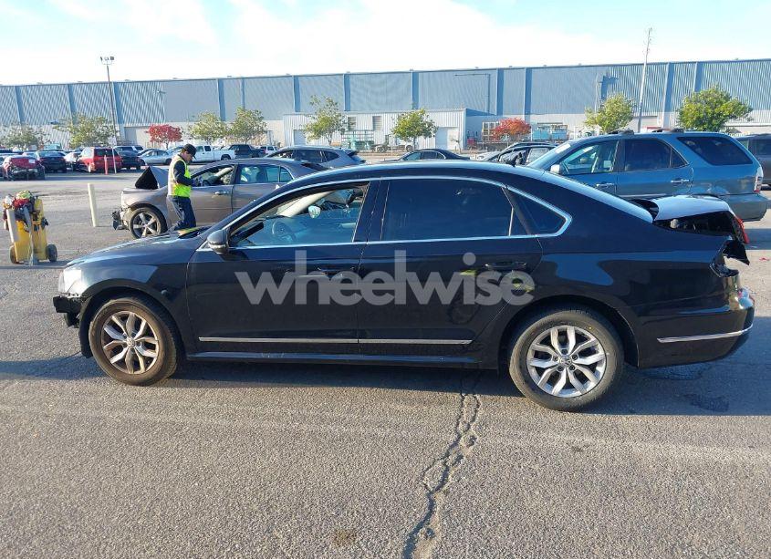 Photo 15 of 2017 Volkswagen Passat 1.8T S (VIN 1VWAT7A32HC038589)